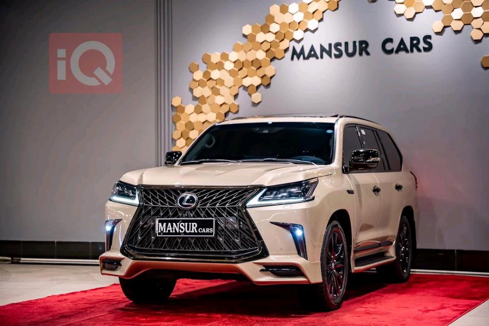 Lexus LX